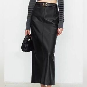 Genuine leather skirt